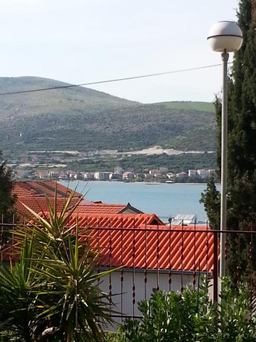 Apartment Lucky Star - 2 Bedroom, Sea View, Large Balcony, Free Parking, BBQ