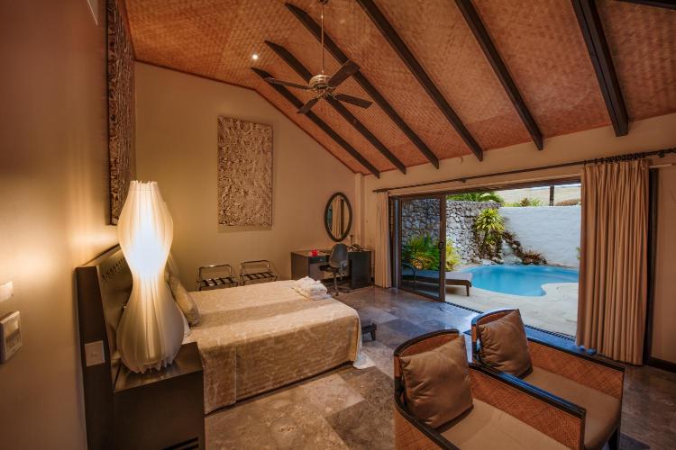 Suite mit Poolblick