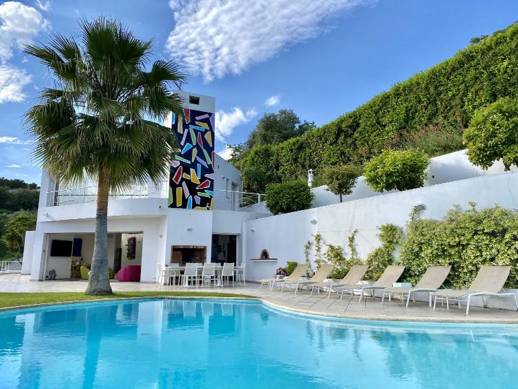 Villa con piscina privada