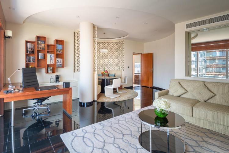 Executive Suite with Direct Connectivity to Museum of The Future, Complimentary Breakfast, Signature Afternoon Tea, Evening Sundowners, Soft Refreshments and Canapes