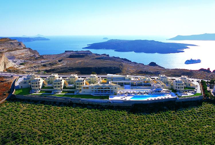 Review Myst Boutique Hotel in Santorini, Greece