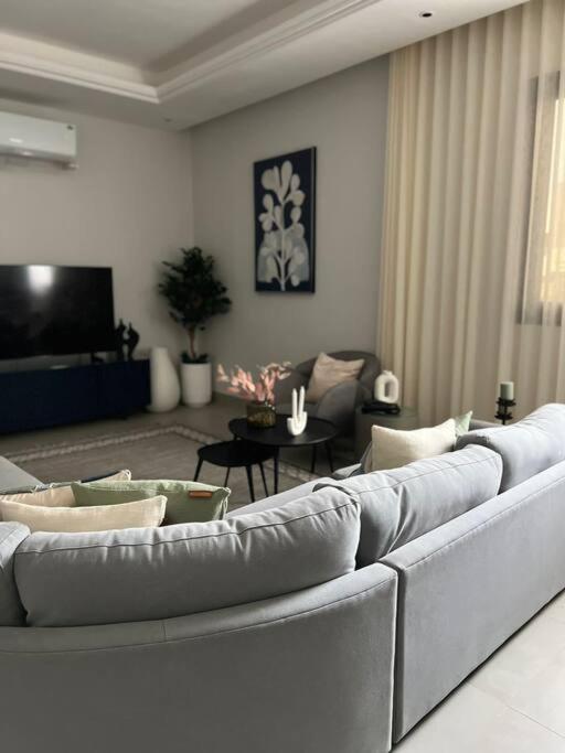 Appartamento con 3 Camere da Letto