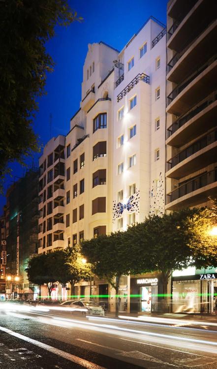 hotel-one-shot-col-n-46-review-valencia-spain-telegraph-travel