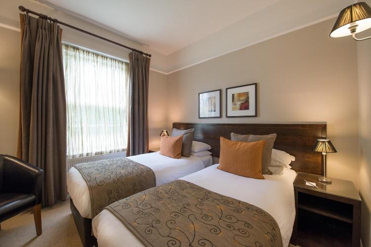 Forest Lodge Hotel Review, Lyndhurst Travel