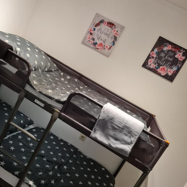 Apartamento con balcón