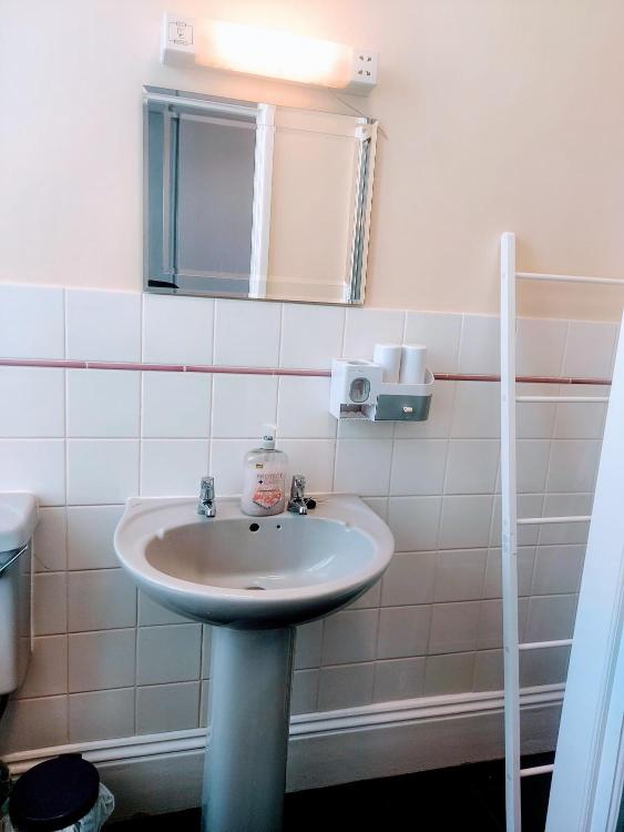 Pokój dwuosobowy z prywatną łazienką