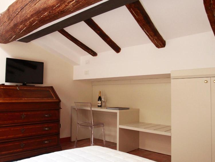 Casa Isolani Hotel Review, Bologna, Italy