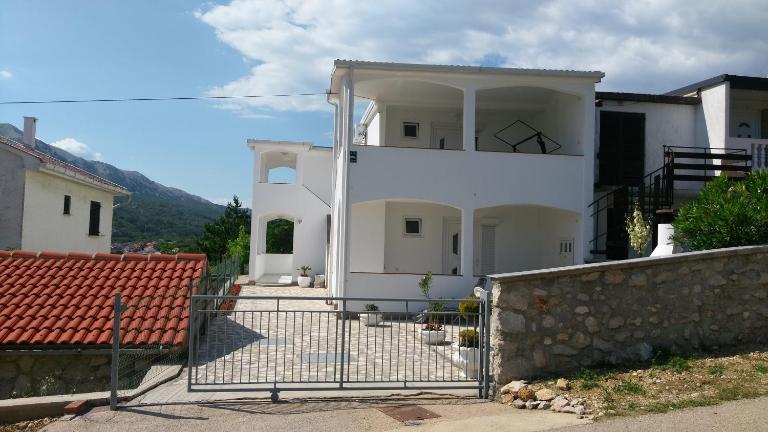Ruza Apartmani - Ferienwohnung Draga Bašćanska
