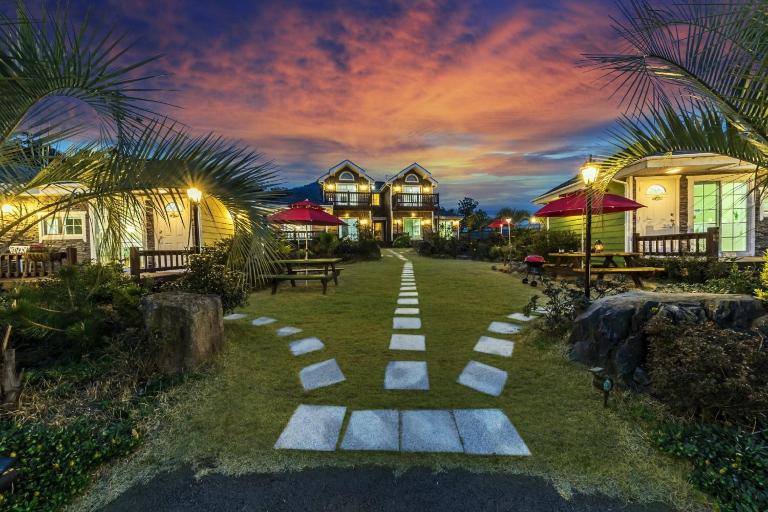 Jubilee Chalet - B&B Seogwipo
