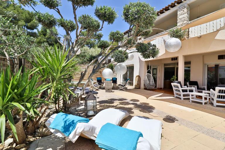 Les Chambres d'Hôtes du Grand Mornas - Bed and Breakfast Carry-le-Rouet
