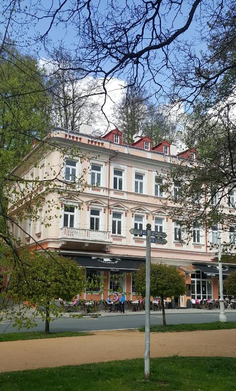Apartment Marienbad Hlavni 131/50 - B&B Mariánské Lázně