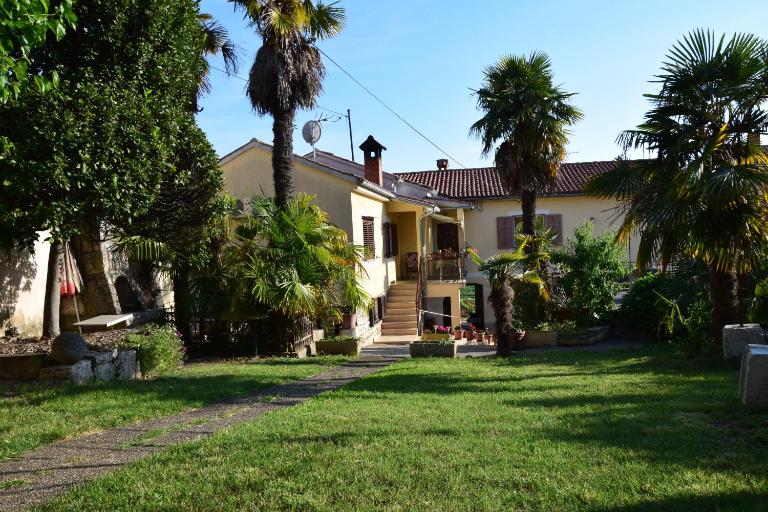 Apartments Uzila Family - B&B Mugeba