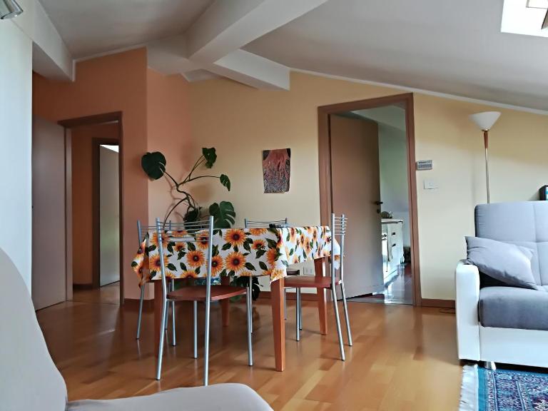 Mansarda Raggio Di Sole - Bed and Breakfast Verona
