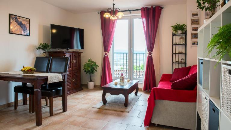 Apartma Seča - B&B Portorose