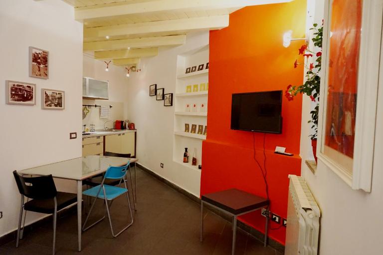 Studio Apartment Vicolo Lavandai - B&B Milano