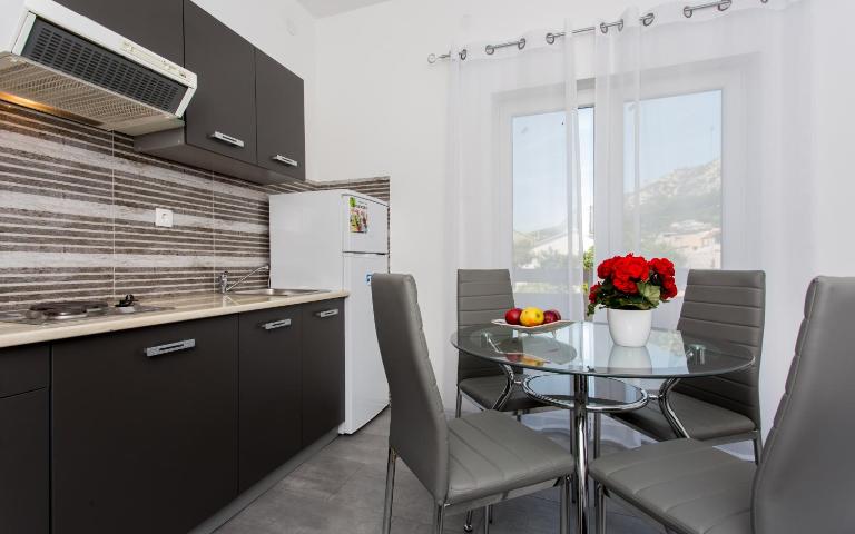 Apartment Mimi - Ferienwohnung Draga Bašćanska