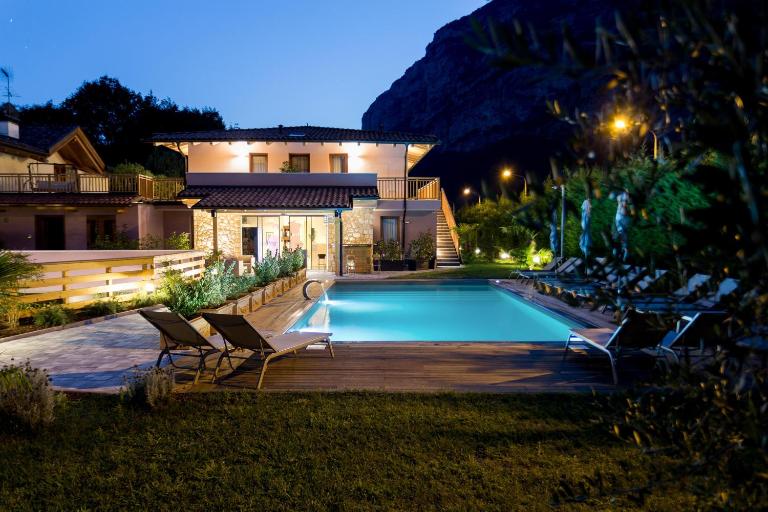 Agriturismo Vin e Amor - Bed and Breakfast Dro