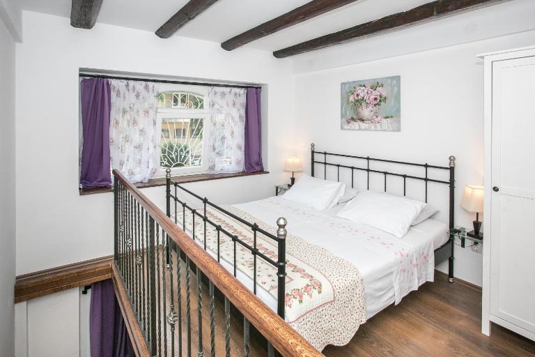 Apartments Miraflores - B&B Split