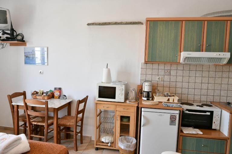 Standing Stone - B&B Kiónia