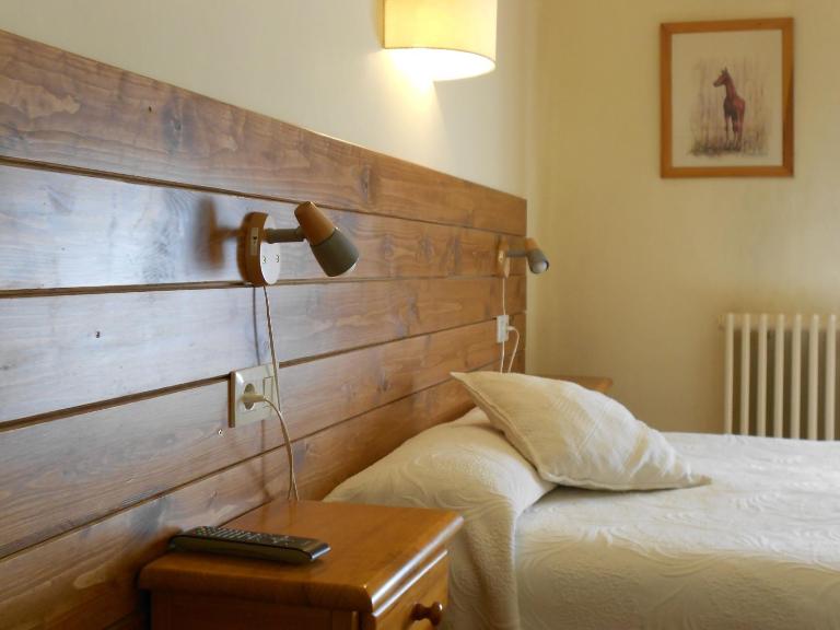 Hostal La Catalana - B&B Sant Llorenç de Morunys