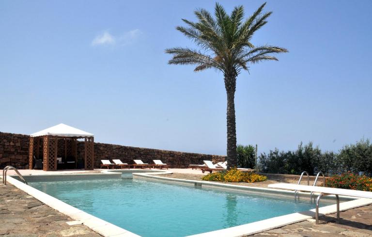 Agriturismo Zinedi - Bed and Breakfast Pantelleria