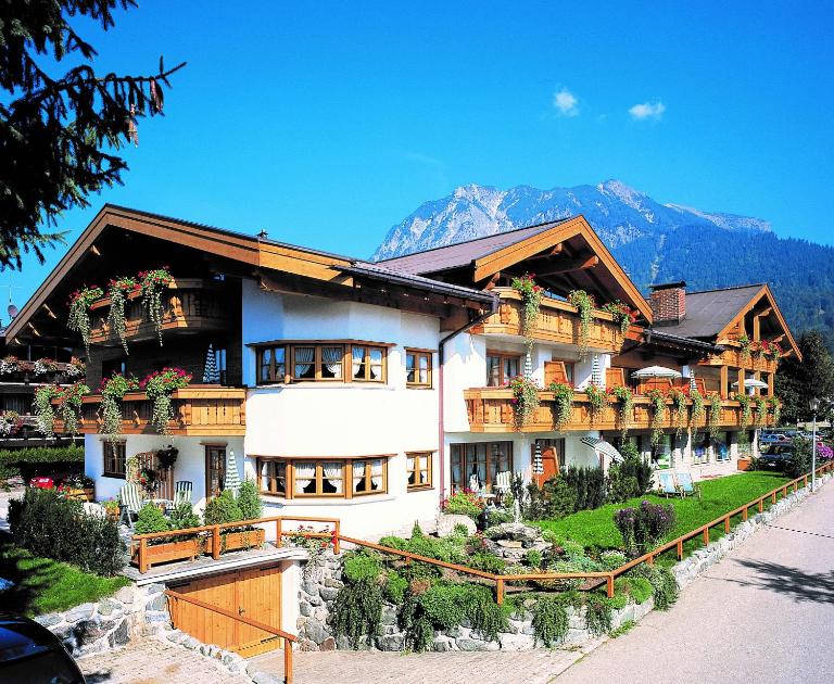 Landhaus Bauer - Ferienwohnung Oberstdorf