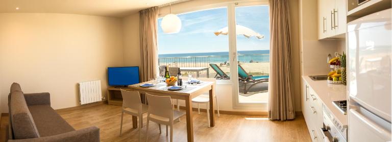 Apartamentos Voramar - B&B Castelldefels