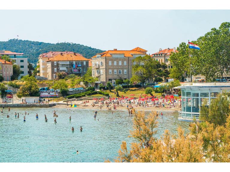 IDRO Studio Apartments directly at the beach - Bed and Breakfast Split