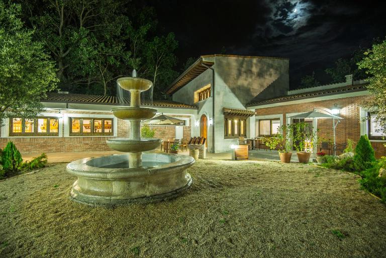 Finca Valdobar - Bed and Breakfast Peñafiel