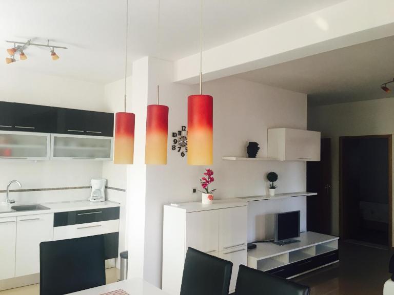 Apartment Leonardo - B&B Biograd na Moru