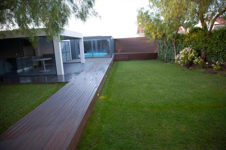 Apartment with Garden and Pool - B&B Estoril