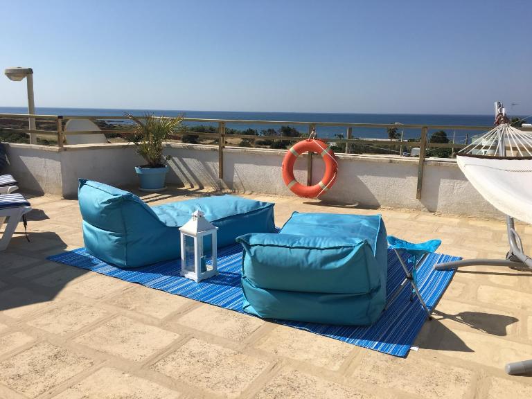 Casa Bianca & BLU a due passi dal mare - B&B Lido Marini