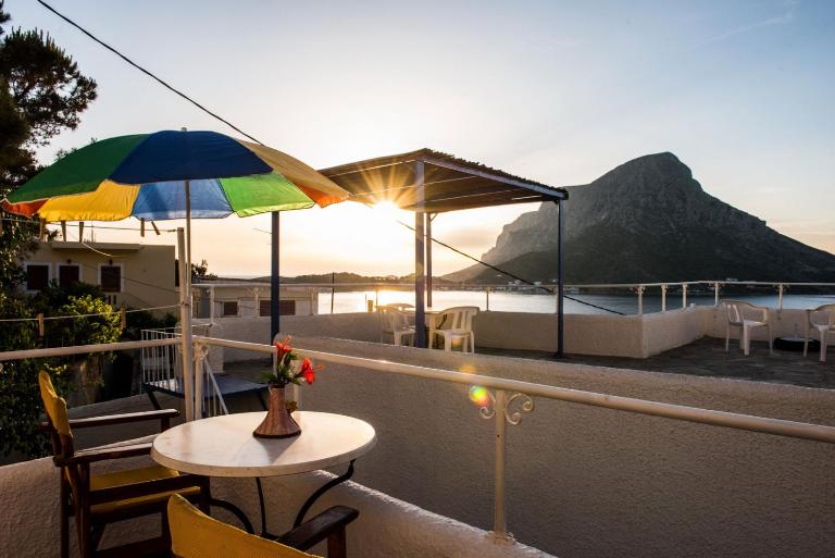 Aegean Home - Studios & Apartments - B&B Mesaria