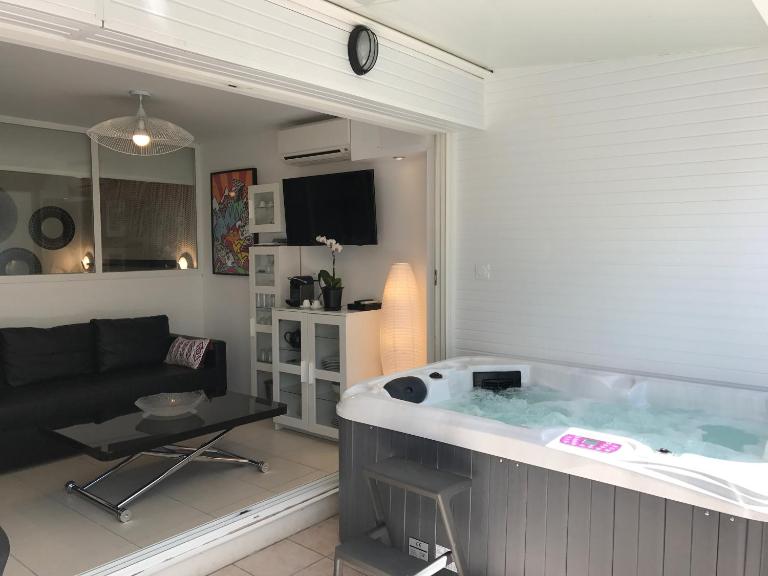 Cap Locations Naturisme - B&B Le Cap d'Agde