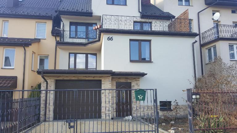 Pod srebrną różą - Ferienwohnung Chęciny