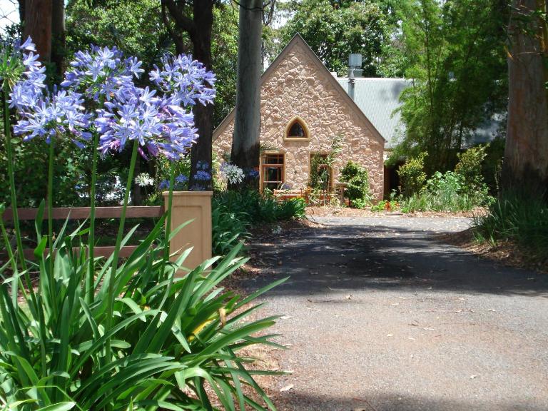 Witches Falls Cottages - B&B Tamborine Mountain