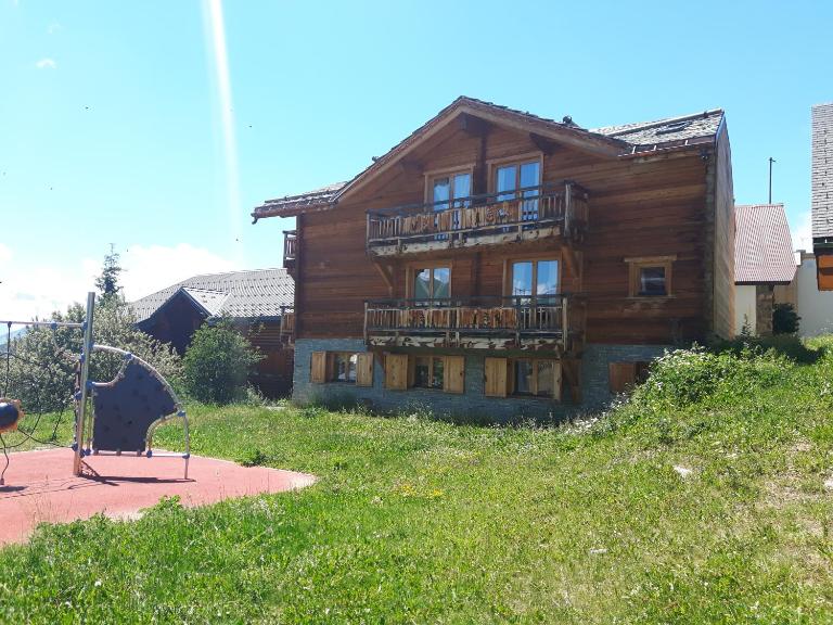 Chalet La Breche - Chambres d'hôtes L'Huez