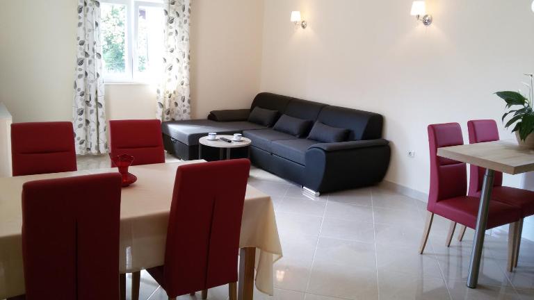Apartman Viktorija - Ferienwohnung Vodice
