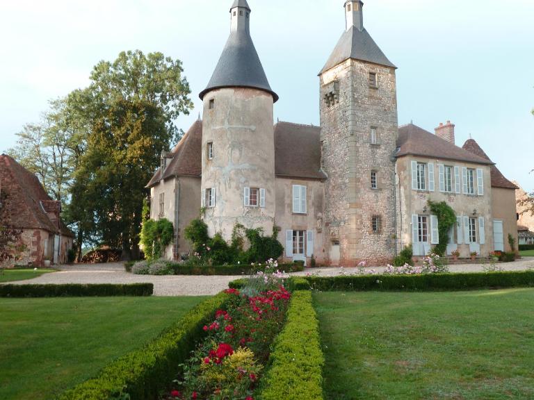 Château de Clusors - B&B Saint-Menoux
