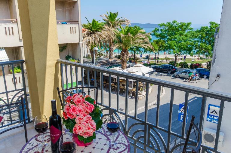 Apartments Keli - B&B Kaštel Stari