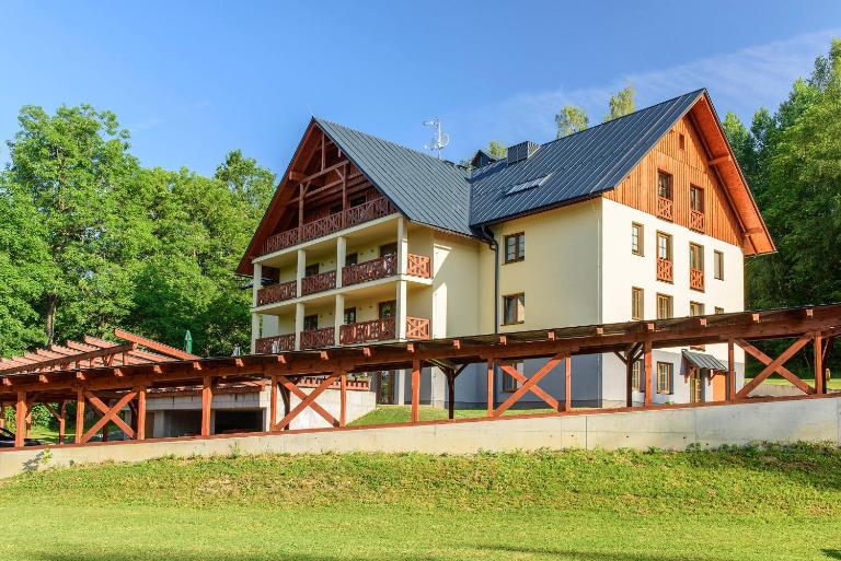Apartmány Řezáč - Chambres d'hôtes Rokytnice nad Jizerou