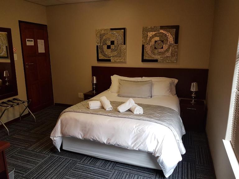 A Contempo Guesthouse - B&B Bloemfontein