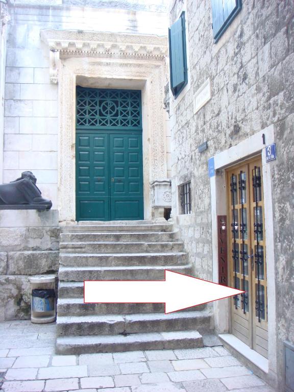 Rooms Base - Ferienwohnung Split