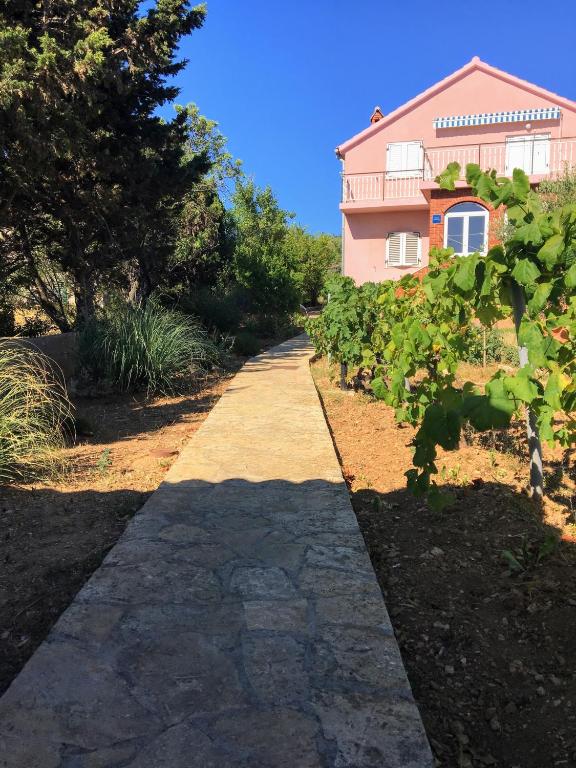 Apartment Grubelic - B&B Prvić Šepurine