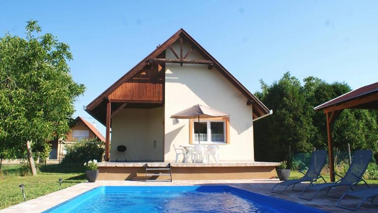 Balaton Villa Gyenes - B&B Gyenesdiás