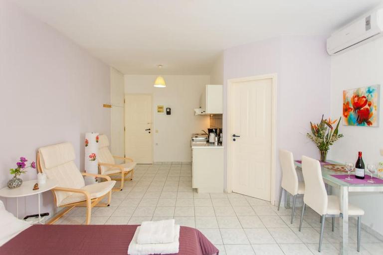 Halepa Studios - Bed and Breakfast Chania