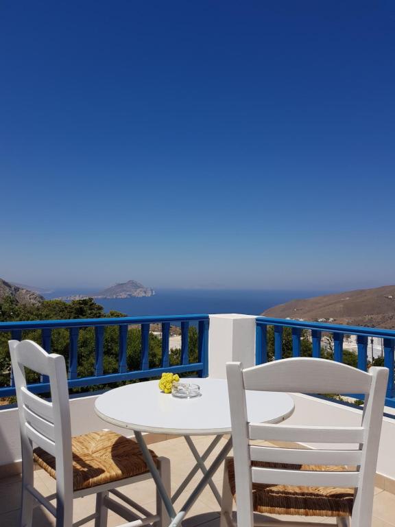 Amaranto Rooms - B&B Aegiali