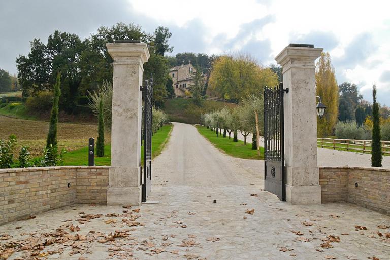 Villa Funari Country House - B&B Servigliano