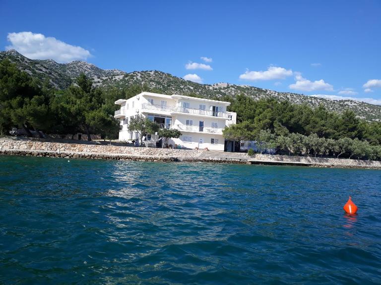 Apartments and Rooms Kod Mate - B&B Tribanj