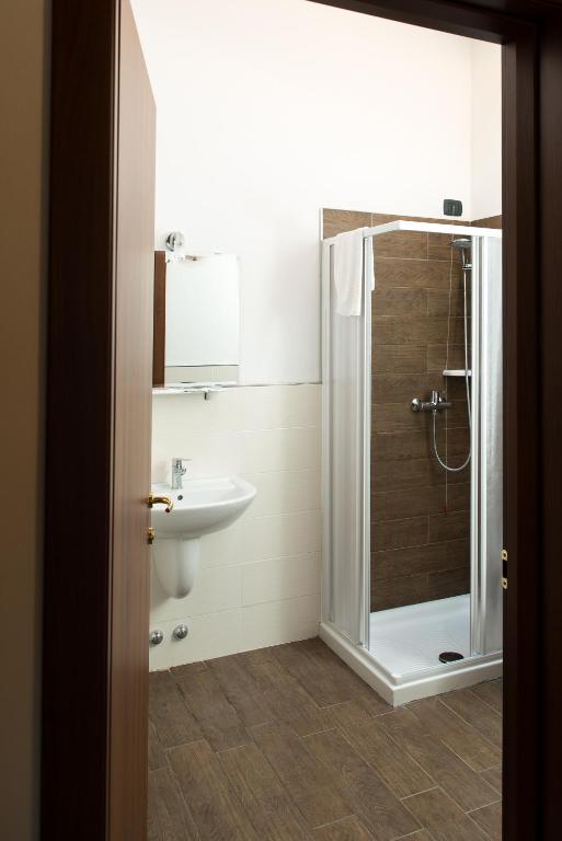 Chesini Rooms - B&B Castelnuovo del Garda